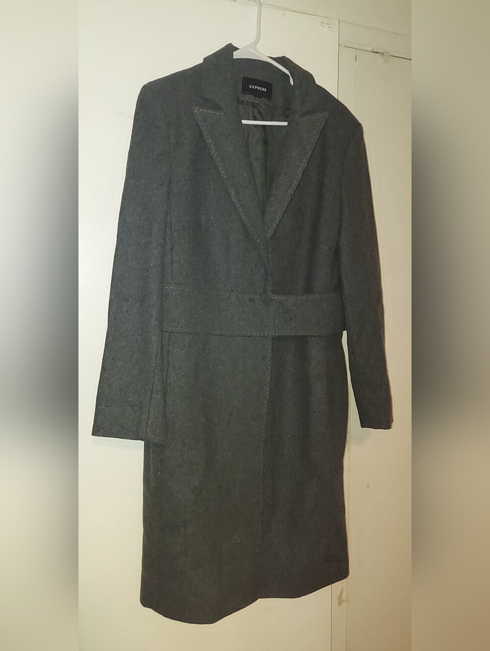 Express Vintage Women's Charcoal Gray Wool Blend Belted Coat Size L